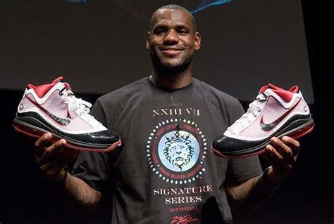 LeBron James signs lifetime contract with Nike - Los Angeles Sentinel ...