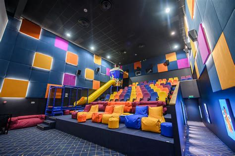 Žaisminga vaikučių kino salė CINAMON KIDS, laisvalaikio ir pramogų centre MEGA | Domus Lumina