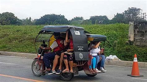 DILG calls for mayors to ban tricycles and pedicabs from highways