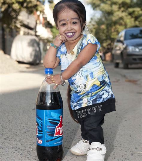 Meet Guinness World Record's Shortest Woman 11pounds And 24.7inches ...