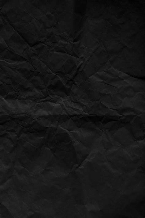 Crumpled black paper textured background | free image by rawpixel.com / katie | Achtergronden ...