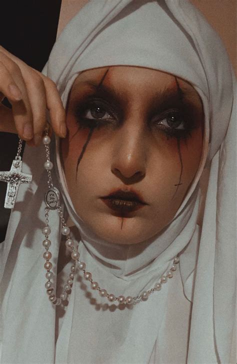 More nun | Haunted house makeup, Halloween makeup, Amazing halloween makeup