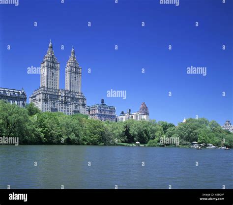 CENTRAL PARK WEST SKYLINE LAKE CENTRAL PARK MANHATTAN NEW YORK CITY USA ...