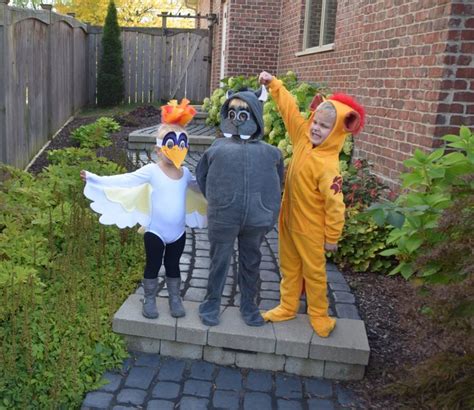 DIY Lion Guard Costume - Kion, Ono & Beshte | Lion guard costume, Lion king family costume ...