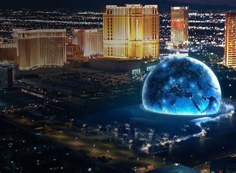 the largest spherical structure on earth accommodates 20,000 people in las vegas