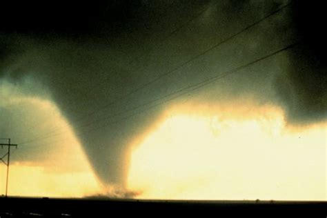 Amazing Tornado Facts | Tornado Pictures | Live Science