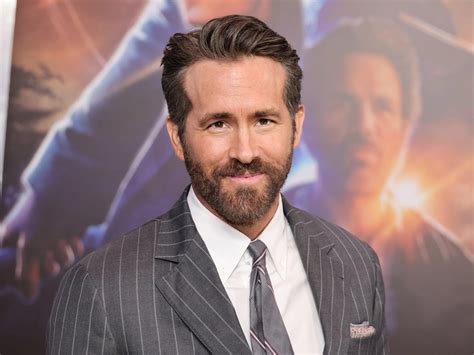 DiscussingFilm on Twitter: "Ryan Reynolds’ ‘CLUE’ movie is moving forward with Oren Uziel set to ...