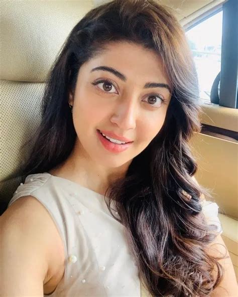 Pranitha Subhash Age, Biography, Height, Weight, Family & Facts