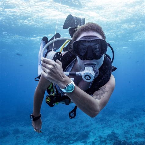 What we're loving: Abingdon Dive Watch