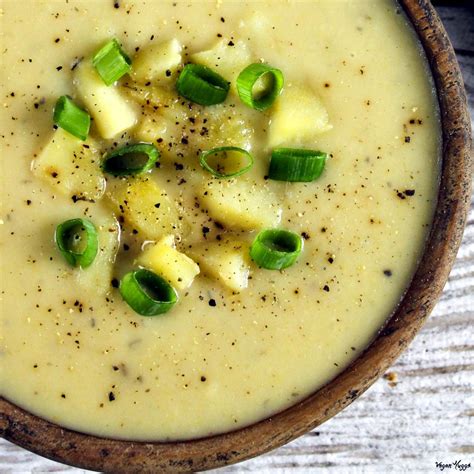 Creamy Vegan Potato Leek Soup - (Gluten-Free) - Vegan Huggs