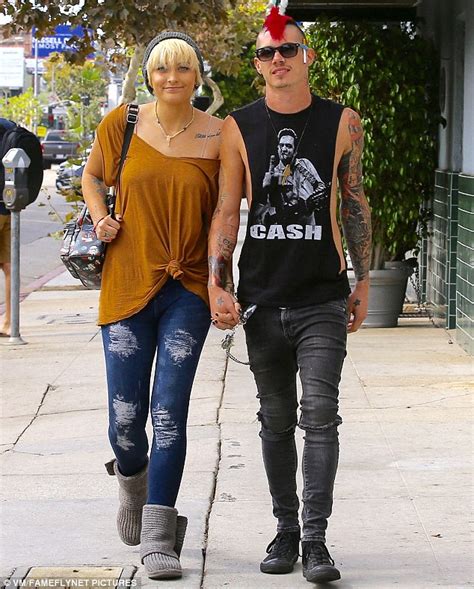 Paris Jackson and boyfriend Michael Snoddy hold hands during loved-up stroll in LA | Daily Mail ...