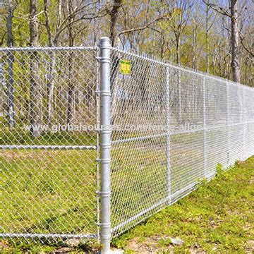 Galvanized chain court cyclone wire mesh fence,cyclone wire fencing ...