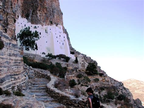 Discover five of the most beautiful Orthodox monasteries in Greece | protothemanews.com