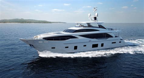 Princess 30M Premiering at Boot Düsseldorf - Megayacht News