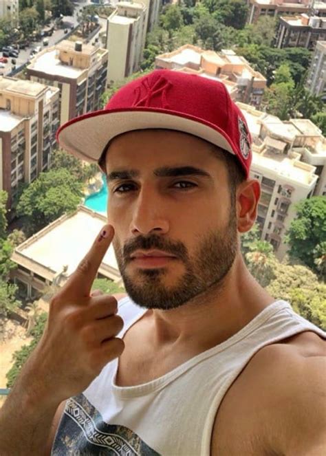 Karan Tacker Height, Weight, Age, Body Statistics - Healthy Celeb