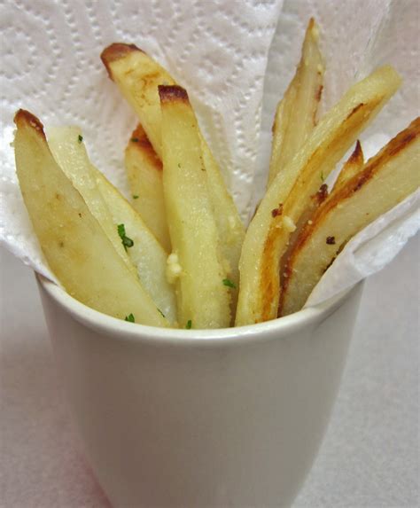 The Vegan Chronicle: Garlic Fries