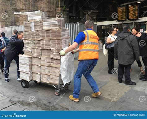 Paper Delivery at London Bridge Editorial Stock Photo - Image of delivery, lots: 72826858