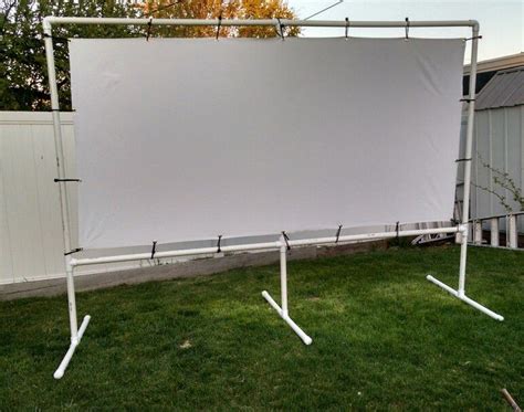 DIY portable outdoor movie screen