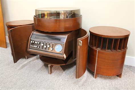 Vintage Fleetwood Stereo (radio/record player 1960's) – Consign Design Edmonton