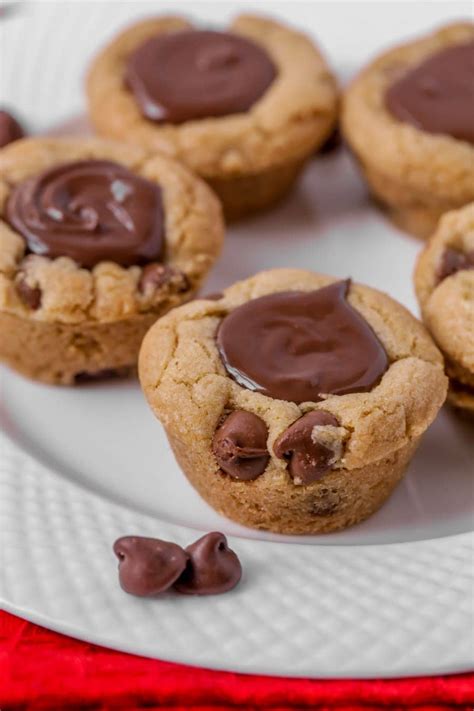 Chocolate Chip Cookies Bites {Mini Treats} | Lil' Luna