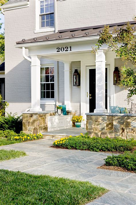 12 Stylish Ideas to Make the Most of a Small Front Porch | Front porch ...