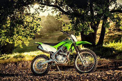 2021 Kawasaki 150 Dirt Bike - 2021 KAWASAKI KX250 FIRST RIDE: RAW VIDEO SERIES | Dirt ...