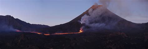 Pico do Fogo: Volcano on the island of fire