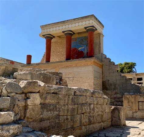 Knossos Palace in Crete, Greece : Diary of a Gen-X Traveler