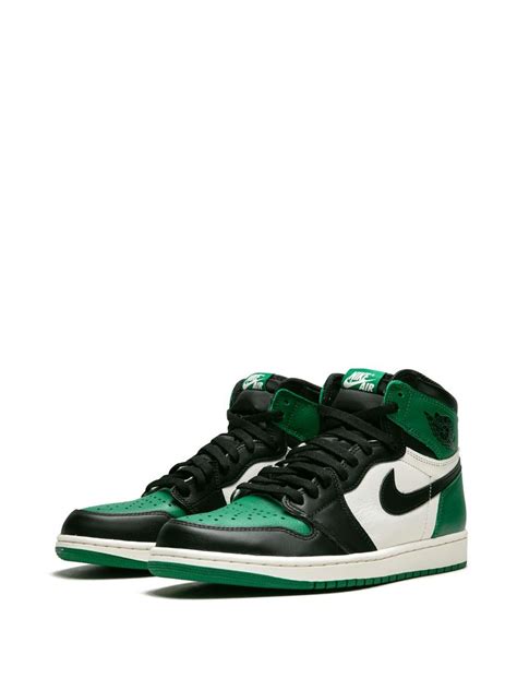 Jordan Air Jordan 1 Retro High OG "Pine Green" Sneakers | Green | FARFETCH