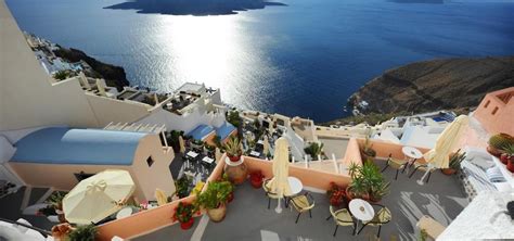 Best 16 Resorts in Fira (Santorini), Greece | Top Santorini hotels