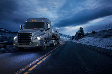 Freightliner Trucks Wallpaper