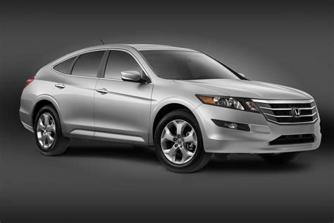 2010 Honda Crosstour Interior Pics Revealed - autoevolution