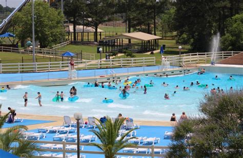 9 of the Best Water Parks in Alabama