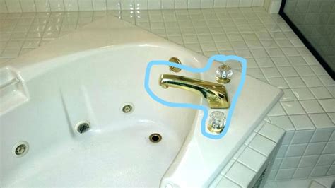 Plumbing – How to replace a Jacuzzi bathtub faucet – Love & Improve Life