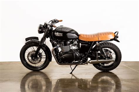 Triumph Bonneville T100 Cafe Racer