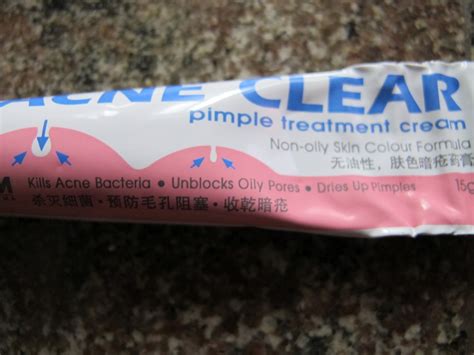 Vainy Maynee | A Little Of Everything: Acne Clear Pimple Treatment Cream