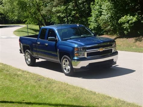 2015 Chevrolet Silverado 1500 Review | CARFAX