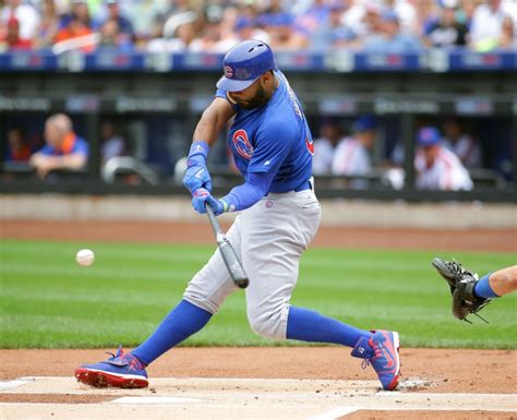 Chicago Cubs: Is Jason Heyward's wrist still ailing?