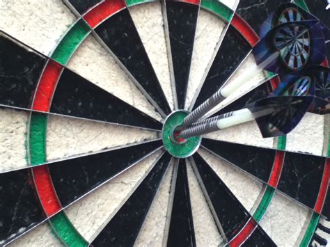 Improve Darts Accuracy with Better Dart Throwing, Aiming Techniques ...