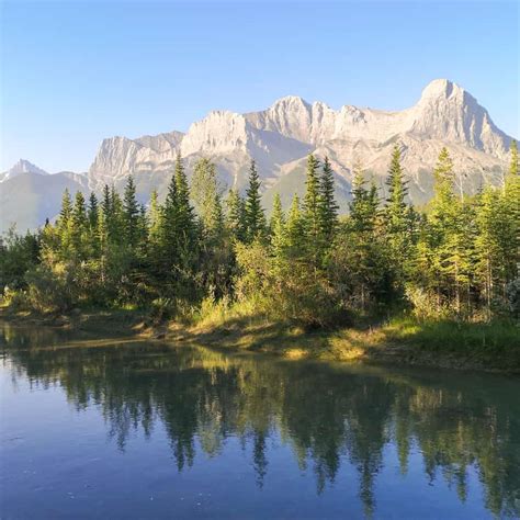 The ULTIMATE Guide of Best Things To Do in Canmore (for 2024)