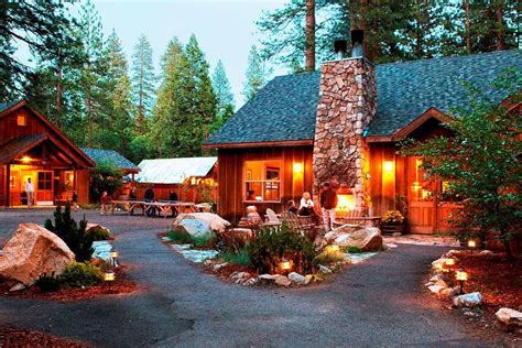 The Top 8 Yosemite National Park Hotels | Yosemite lodging, Yosemite ...