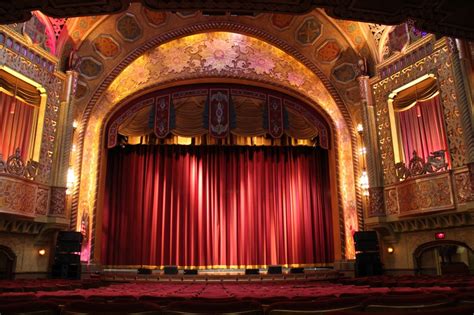 Old and magnificent: The Alabama Theatre - The Local