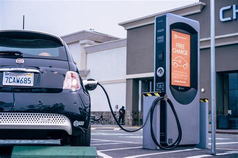 An EV Charging Startup Raises $7.5M To Give Away Electricity For Free