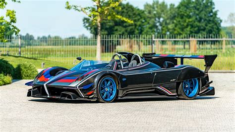 Pagani Zonda HP Barchetta Revo: 15 milioni di euro di puro lusso ...