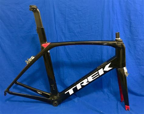 2018 Trek Madone 9 58cm H2 600 OCLV Carbon Frameset For Sale