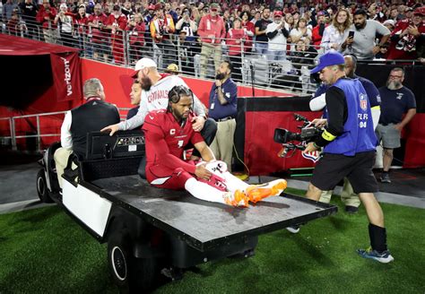 Cardinals' Kyler Murray carted off with non-contact injury