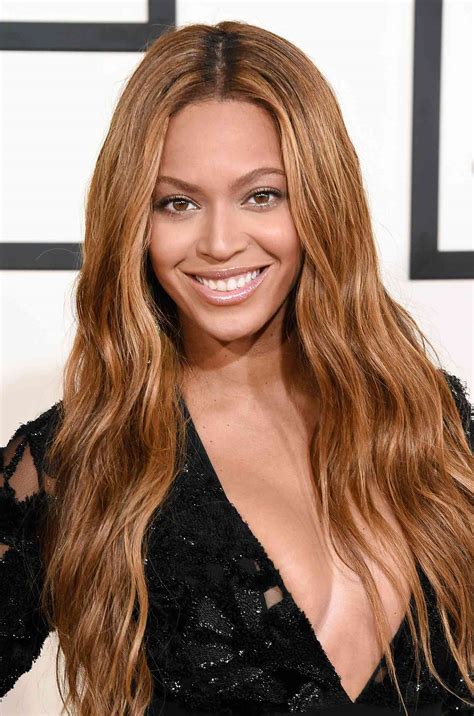 Beyoncé Shows Off Her Real Hair