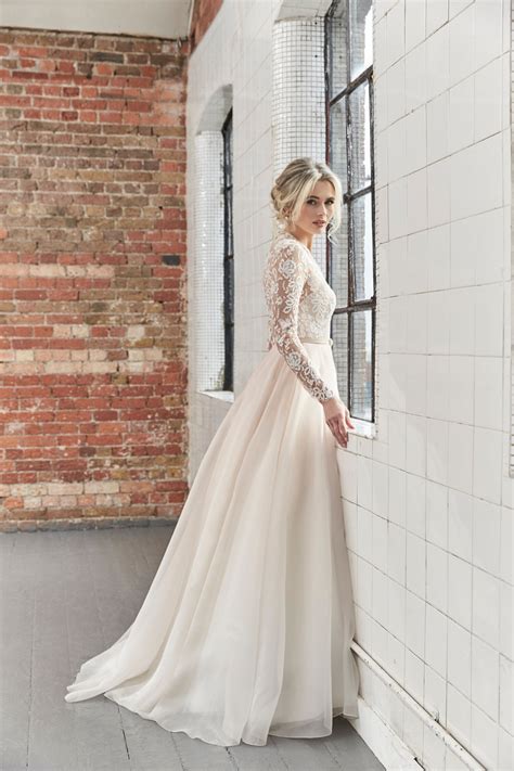 Sassi Holford's 2020 Enamour Wedding Dress Collection | Luxury Weddings in 2020 | Wedding ...