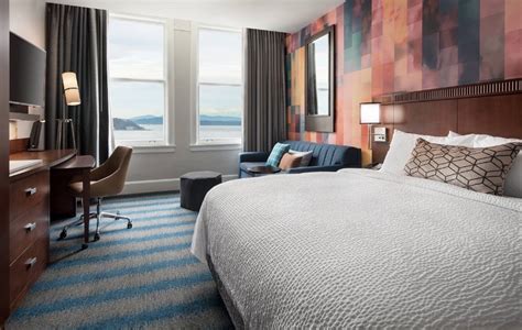 Best Seattle Waterfront Hotels 2023