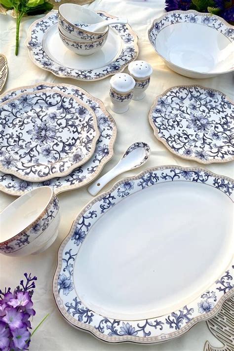 Buy Vigneto Floral Dinner Set (Set of 36) Online | Aza Fashions